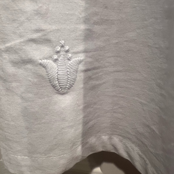 J Marie brand flutter sleeve embroidered blouse - Picture 7 of 9